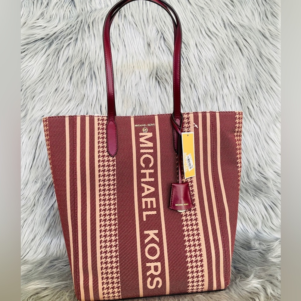Michael Kors Tote bag. New with Tag